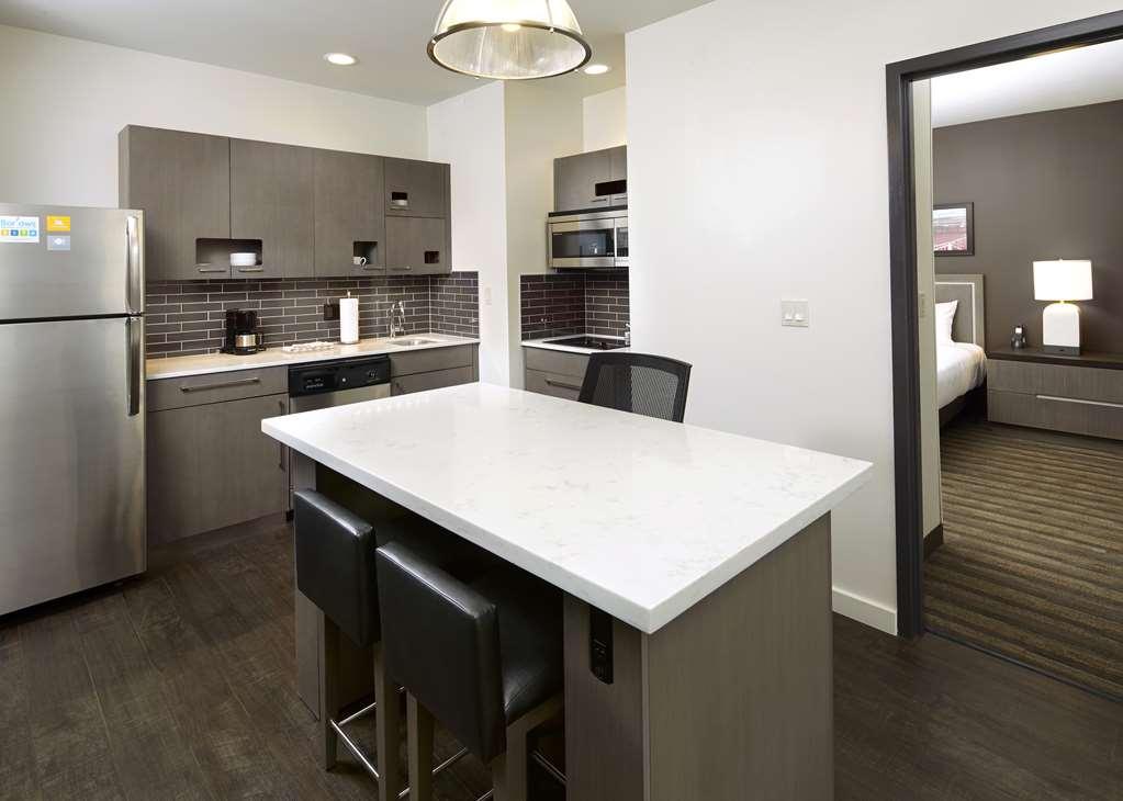 Hyatt House Pittsburgh Bloomfield Shadyside Hotel Bilik gambar